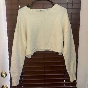 Zara size Large crop creamed color sweater
